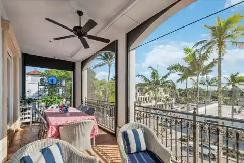 Penthouse Offering Ultimate Downtown Living