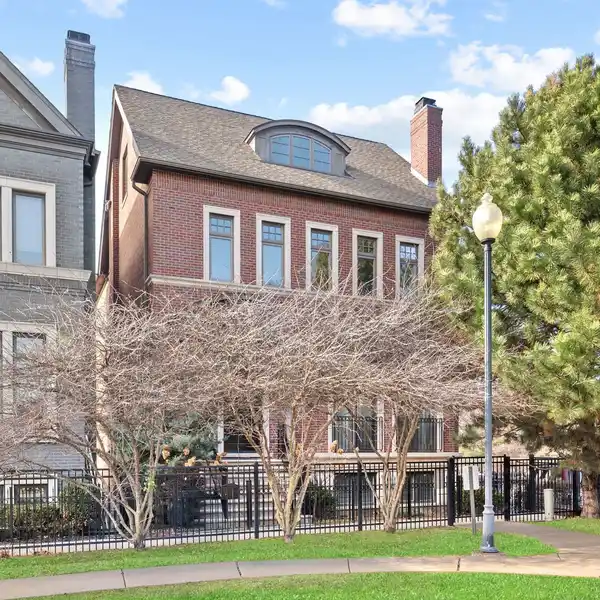 STUNNING BUILT SINGLE-FAMILY HOME