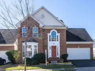 Move-In Ready Home in Quince Orchard Park