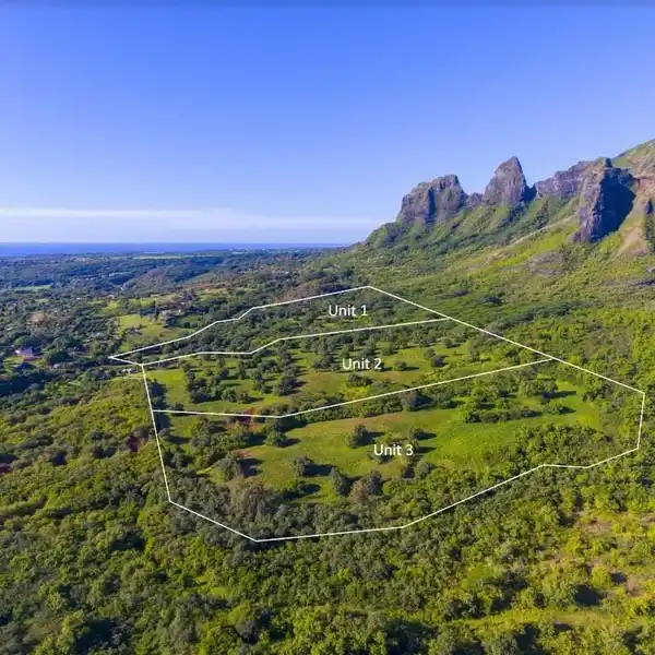 24-PLUS-ACRE PROPERTY ON THE KAUAI COAST