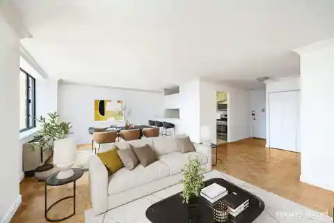 Bright Home in the Beaumont Condominium