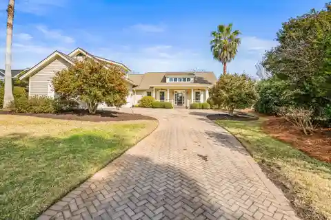 A Captivating Piece of the Lowcountry
