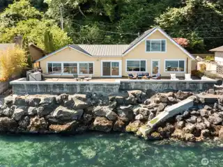 Beautifully Appointed Home on Puget Sound