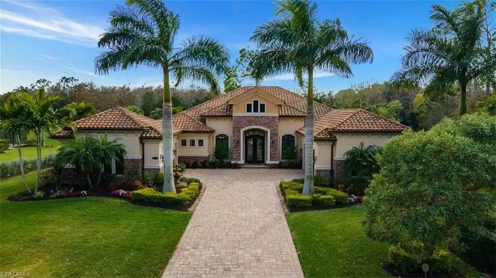 Captivating Estate Home