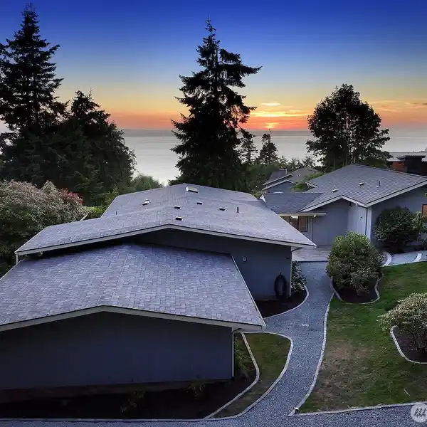 MID-CENTURY GEM WITH OLYMPIC MOUNTAIN VIEWS