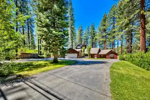 Vintage Charm with Modern Amenities