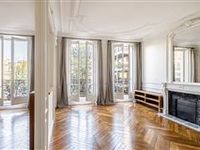 BRIGHT APARTMENT NEAR LUXEMBOURG GARDENS