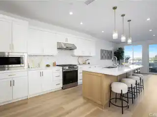 Elegant Residence with Designer Kitchen and Wine Captain