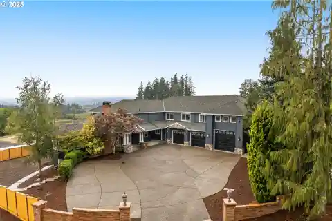 Expansive Multi-Generational Estate with Luxe Entertaining Spaces