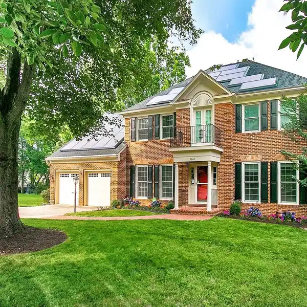 LOVELY HOME IN DESIRED POPLAR TREE ESTATES