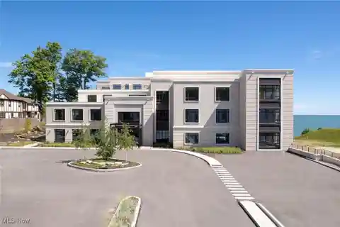 Gorgeous Home in a Lakefront Development