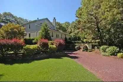 Attractive Three Bedroom Home Close to Everything