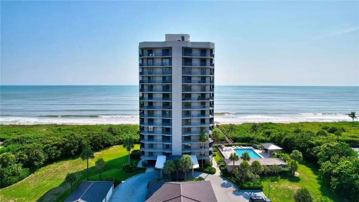 Expansive Oceanfront Condo