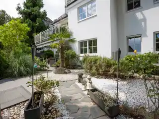 Garden Apartment in a Luxurious Villa