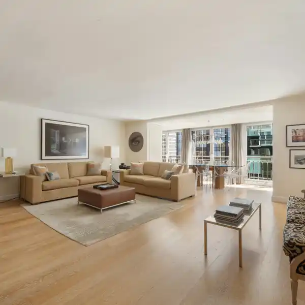 SPRAWLING RESIDENCE AT LE PREMIER