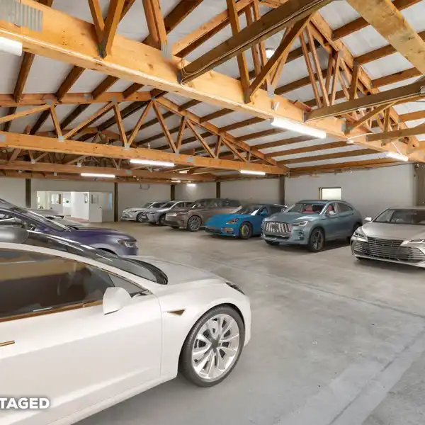 VERSATILE PROPERTY WITH MASSIVE WAREHOUSE