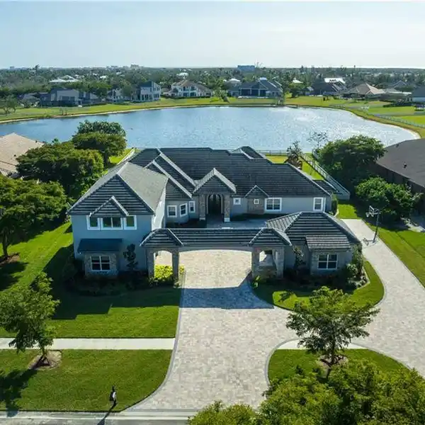 METICULOUSLY MAINTAINED CUSTOM ESTATE HOME