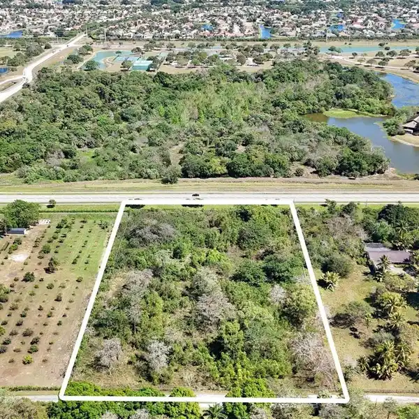 EXPANSIVE 4-ACRE PROPERTY