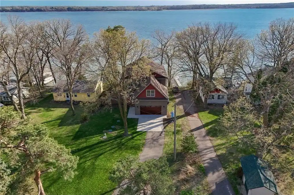 Immaculate New Home on Clearwater Lake