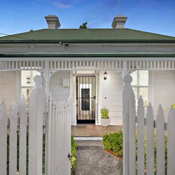 PICTURE-PERFECT VICTORIAN HOME