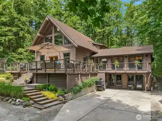 Custom-built Entertainer's Dream