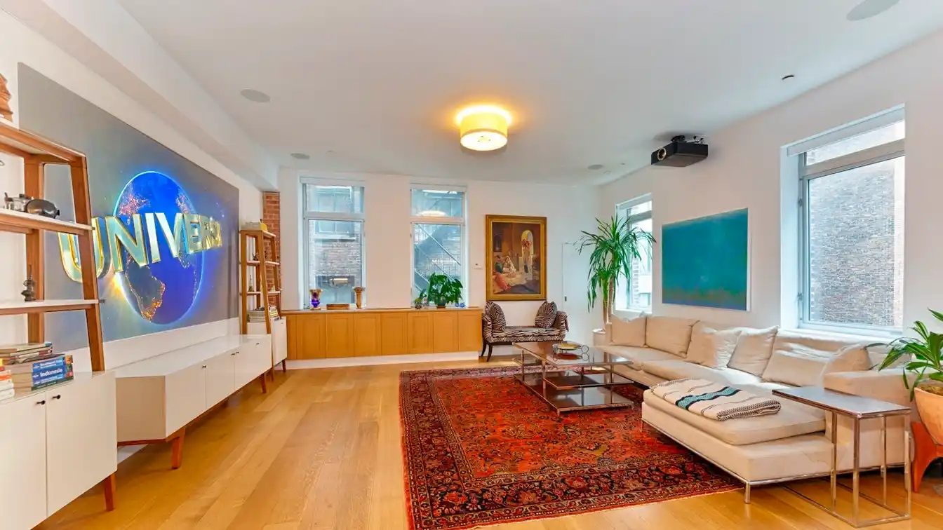 Two Bedroom with Private Parking Spot at Carriage House