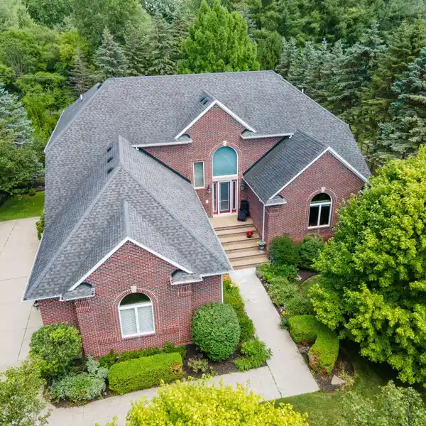 GATED LUXURY ESTATE ON OVER AN ACRE IN TROY