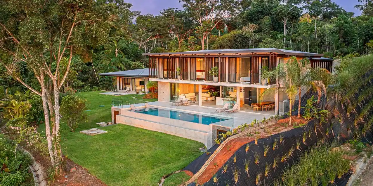 The Union Oceanview Estate Nestled on Serene Road