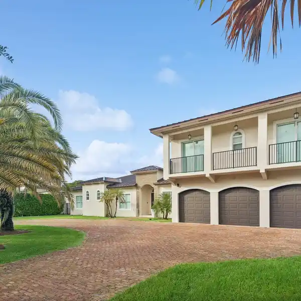 METICULOUSLY UPGRADED LUXURY HOME