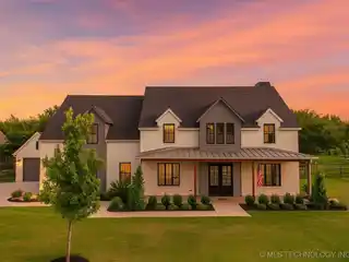 Exclusive Sixth Day Home