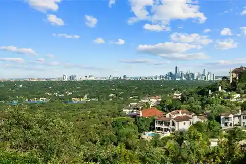 Extraordinary Hilltop Opportunity