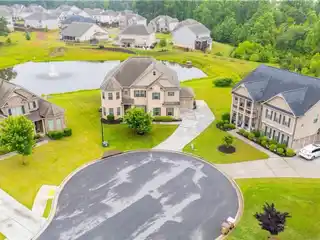 Luxury Meets Lifestyle on a Quiet Cul-De-Sac