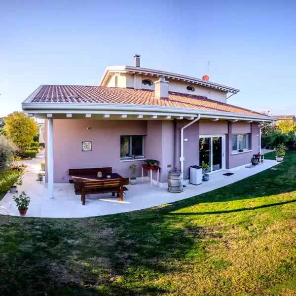 PRESTIGIOUS VILLA FOR SALE ENERGY CLASS A4 IN VERONA OPPEANO