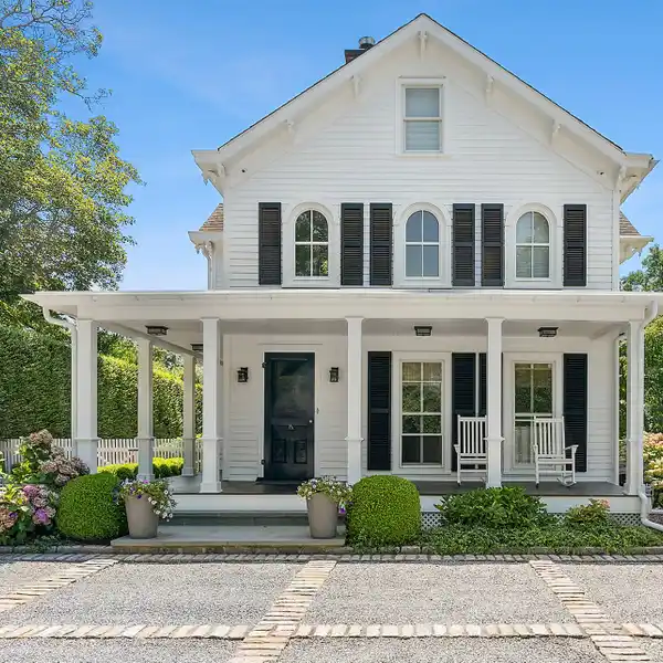 GATED HAMPTONS RETREAT WITH POOL AND POOL HOUSE