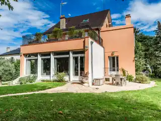 Spacious Family Villa