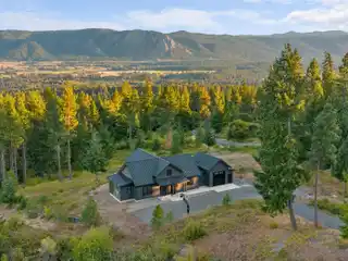 Luxury and Nature on 21-Plus Acres
