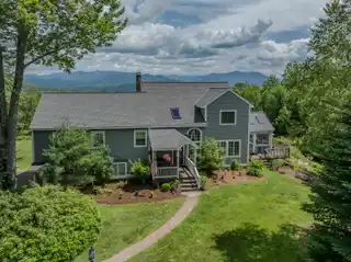 Private Sanctuary Overlooking Breathtaking Mountain Vistas