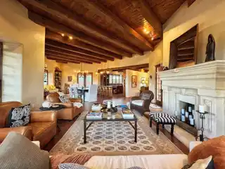 Luxurious Single-level Home in Silver Hills Ranch