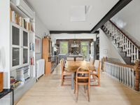 STUNNING CLINTON HILL TOWNHOUSE