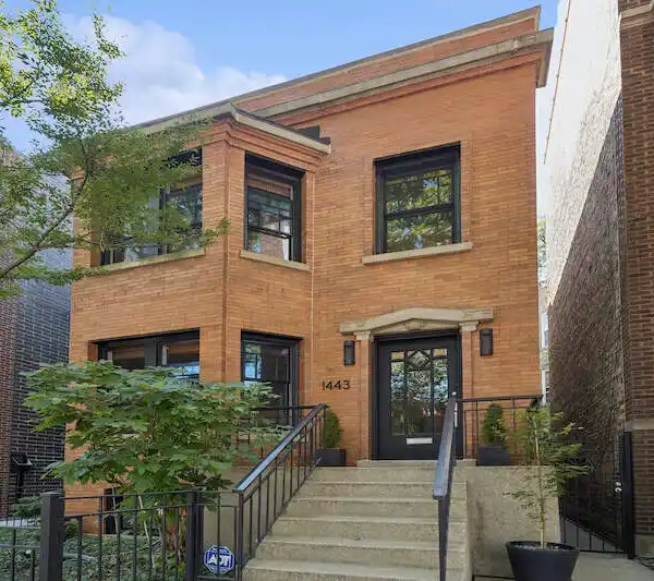 SPECTACULAR HOME IN EVERY WAY