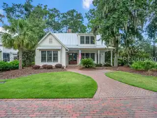 Stunning Lowcountry-Inspired Cottage