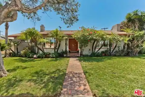 Entertainers’ Dream with Fenced Pool and Expansive Patio