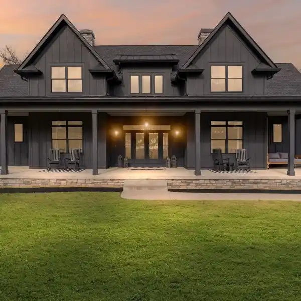 MAGNIFICENT RESIDENCE WITH RECORDING STUDIO
