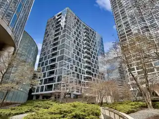 Riverfront Elegance with Iconic Skyline Views