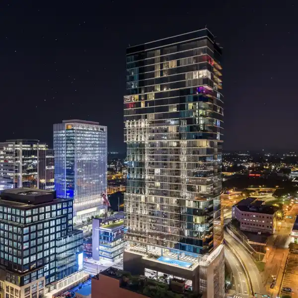 LUXURY LIVING AT PRIME