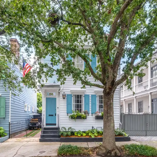 MASTERFULLY RENOVATED 1800S CHARLESTON SINGLE HOME