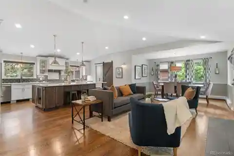 Beautifully Updated Southern Hills Ranch