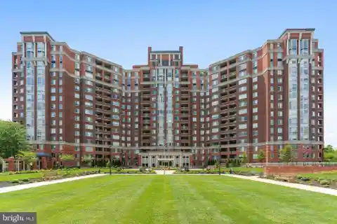 Two-Unit Combination in the Wisconsin Condominium