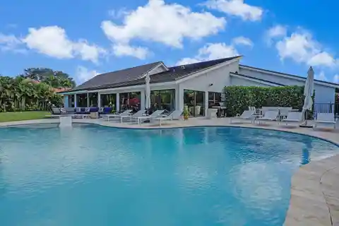 Exquisite Fully Remodeled Gem