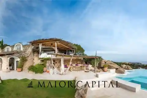 Pantogia Luxury Villa Carved into the Rock